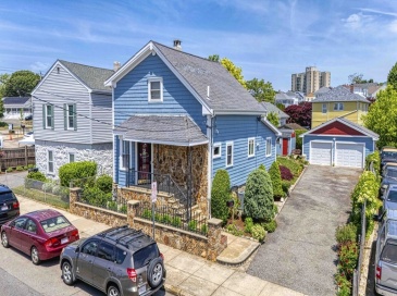 36 Mcgowan St, Fall River, Massachusetts, 3 Bedrooms Bedrooms, 6 Rooms Rooms,2.5 BathroomsBathrooms,Residential,For Sale,Mcgowan St,73531114