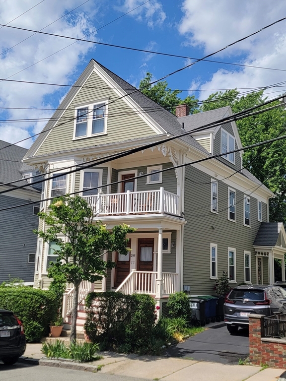 295 Summer Street, Somerville, Massachusetts, 4 Bedrooms Bedrooms, 7 Rooms Rooms,2 BathroomsBathrooms,Residential Lease,For Rent,Summer Street,73531156