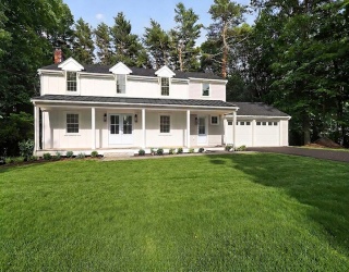 15 Pioneer Rd, Hingham, Massachusetts, 4 Bedrooms Bedrooms, 8 Rooms Rooms,2.5 BathroomsBathrooms,Residential,For Sale,Pioneer Rd,73531005