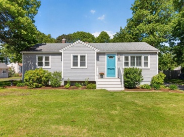 119 Seacoast Shores Blvd, Falmouth, Massachusetts, 4 Bedrooms Bedrooms, 7 Rooms Rooms,1 BathroomBathrooms,Residential,For Sale,Seacoast Shores Blvd,73531155 119 Seacoast Shores Blvd, Falmouth, Massachusetts, 4 Bedrooms Bedrooms, 7 Rooms Rooms,1 BathroomBathrooms,Residential,For Sale,Seacoast Shores Blvd,73531155