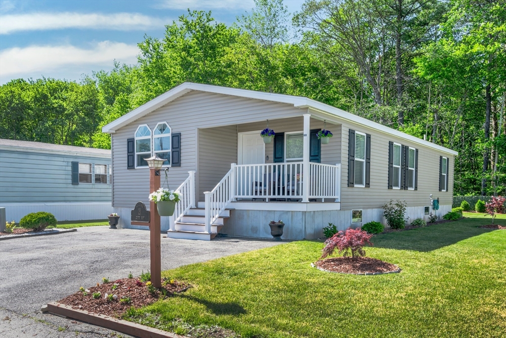 21 Jason Way, West Bridgewater, Massachusetts, 2 Bedrooms Bedrooms, 6 Rooms Rooms,2 BathroomsBathrooms,Residential,For Sale,Jason Way,73530975