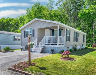 21 Jason Way, West Bridgewater, Massachusetts, 2 Bedrooms Bedrooms, 6 Rooms Rooms,2 BathroomsBathrooms,Residential,For Sale,Jason Way,73530975