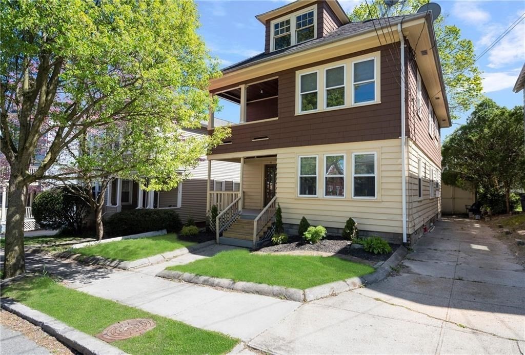 97 11th St, Providence, Rhode Island, 2 Bedrooms Bedrooms, 5 Rooms Rooms,1 BathroomBathrooms,Residential Lease,For Rent,11th St,73531054