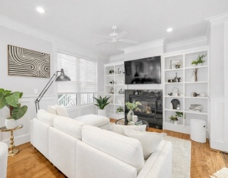 17 June, Boston, Massachusetts, 3 Bedrooms Bedrooms, 7 Rooms Rooms,3.5 BathroomsBathrooms,Residential Lease,For Rent,June,73531164