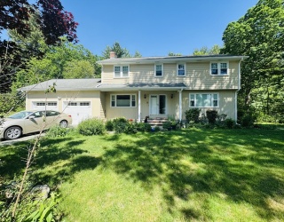 86 Wood End Lane, Medfield, Massachusetts, 4 Bedrooms Bedrooms, 11 Rooms Rooms,2.5 BathroomsBathrooms,Residential,For Sale,Wood End Lane,73530742