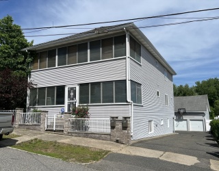 9 Indian Leap, Springfield, Massachusetts, 3 Bedrooms Bedrooms, 5 Rooms Rooms,1 BathroomBathrooms,Residential Lease,For Rent,Indian Leap,73531221