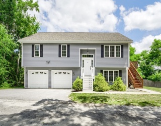 16 Cadorna Rd, Worcester, Massachusetts, 4 Bedrooms Bedrooms, 6 Rooms Rooms,3 BathroomsBathrooms,Residential Lease,For Rent,Cadorna Rd,73531240