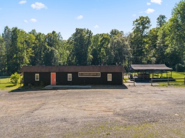 31 E Brookfield Rd, North Brookfield, Massachusetts, ,Commercial Sale,For Sale,E Brookfield Rd,73531261