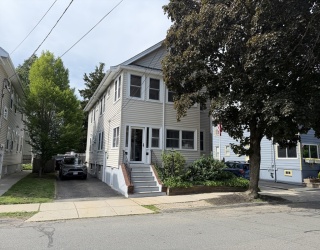 32-34 Chestnut St., Belmont, Massachusetts, 3 Bedrooms Bedrooms, 7 Rooms Rooms,3 BathroomsBathrooms,Residential Lease,For Rent,Chestnut St.,73530988