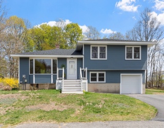 3 Smith Drive, Lunenburg, Massachusetts, 3 Bedrooms Bedrooms, 7 Rooms Rooms,1.5 BathroomsBathrooms,Residential,For Sale,Smith Drive,73511075