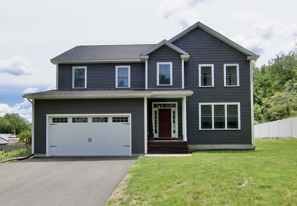 103 Oak Hollow Rd, Springfield, Massachusetts, 4 Bedrooms Bedrooms, 8 Rooms Rooms,2.5 BathroomsBathrooms,Residential,For Sale,Oak Hollow Rd,73530883