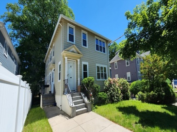 7-9 Bonwood St, Newton, Massachusetts, 2 Bedrooms Bedrooms, 6 Rooms Rooms,1 BathroomBathrooms,Residential Lease,For Rent,Bonwood St,73531318 7-9 Bonwood St, Newton, Massachusetts, 2 Bedrooms Bedrooms, 6 Rooms Rooms,1 BathroomBathrooms,Residential Lease,For Rent,Bonwood St,73531318
