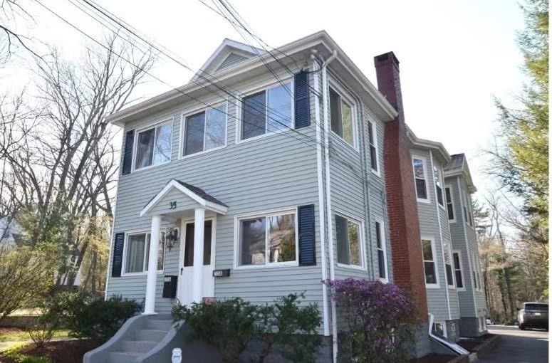 37 Spring St, Lexington, Massachusetts, 4 Bedrooms Bedrooms, 9 Rooms Rooms,3 BathroomsBathrooms,Residential Lease,For Rent,Spring St,73531382