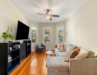 14 Trescott, Boston, Massachusetts, 2 Bedrooms Bedrooms, 7 Rooms Rooms,2 BathroomsBathrooms,Residential Lease,For Rent,Trescott,73531385