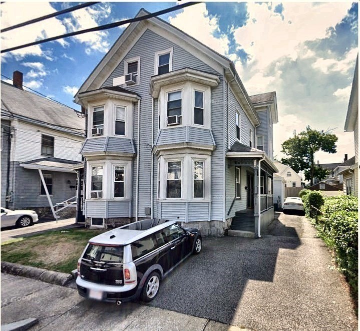 119 Chestnut, Waltham, Massachusetts, 1 Bedroom Bedrooms, 3 Rooms Rooms,1 BathroomBathrooms,Residential Lease,For Rent,Chestnut,73531397