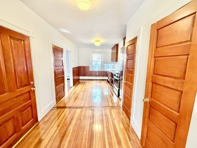9 Thacher Court, Boston, Massachusetts, 1 Bedroom Bedrooms, 4 Rooms Rooms,1 BathroomBathrooms,Residential Lease,For Rent,Thacher Court,73531405