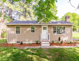 24 Vernon Rd, Medway, Massachusetts, 3 Bedrooms Bedrooms, 7 Rooms Rooms,3 BathroomsBathrooms,Residential,For Sale,Vernon Rd,73517793