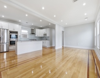 27-29 Lyon Street, Boston, Massachusetts, 2 Bedrooms Bedrooms, 5 Rooms Rooms,1 BathroomBathrooms,Residential Lease,For Rent,Lyon Street,73531464
