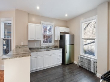 32 Robinson St, Boston, Massachusetts, 3 Bedrooms Bedrooms, 6 Rooms Rooms,1 BathroomBathrooms,Residential Lease,For Rent,Robinson St,73531473 32 Robinson St, Boston, Massachusetts, 3 Bedrooms Bedrooms, 6 Rooms Rooms,1 BathroomBathrooms,Residential Lease,For Rent,Robinson St,73531473