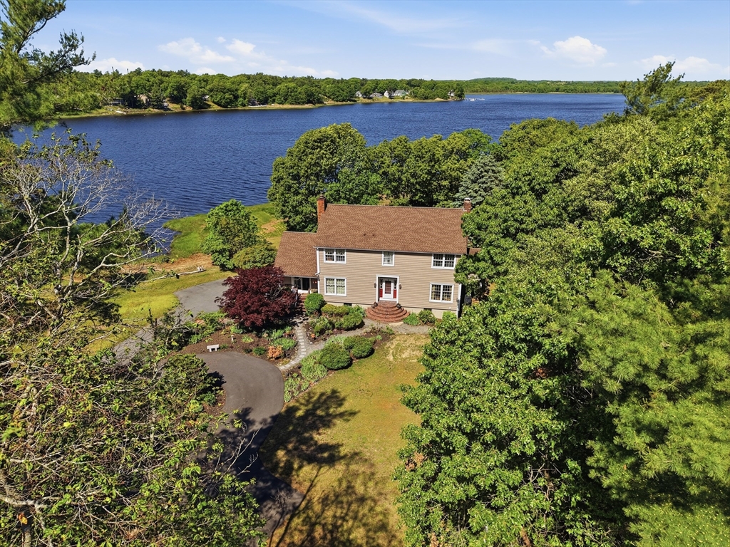 11 Jeffrey Lane, Freetown, Massachusetts, 5 Bedrooms Bedrooms, 9 Rooms Rooms,3 BathroomsBathrooms,Residential,For Sale,Jeffrey Lane,73531480