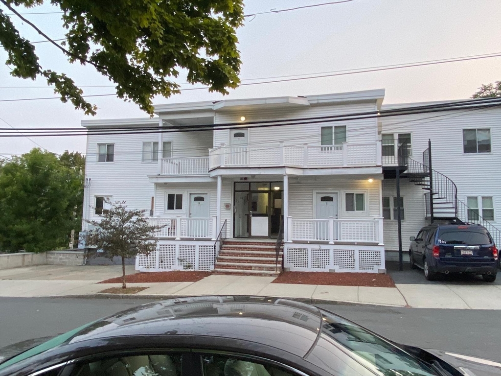 34 Franklin Ave, Revere, Massachusetts, 2 Bedrooms Bedrooms, 3 Rooms Rooms,1 BathroomBathrooms,Residential Lease,For Rent,Franklin Ave,73531489