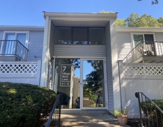 7 Village Rock Lane, Natick, Massachusetts, 2 Bedrooms Bedrooms, 5 Rooms Rooms,1 BathroomBathrooms,Residential Lease,For Rent,Village Rock Lane,73531502