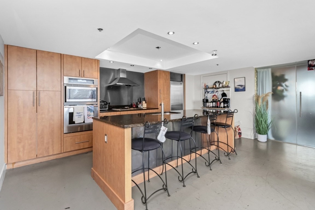 199 State Street, Boston, Massachusetts, 2 Bedrooms Bedrooms, 3 Rooms Rooms,2 BathroomsBathrooms,Residential,For Sale,State Street,73531496