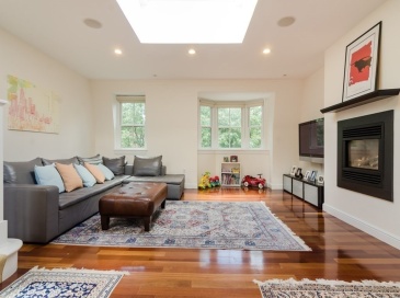 20 Greenwich Park, Boston, Massachusetts, 3 Bedrooms Bedrooms, 5 Rooms Rooms,2.5 BathroomsBathrooms,Residential Lease,For Rent,Greenwich Park,73528243