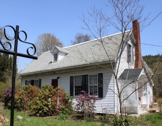 727 Brattleboro Rd, Bernardston, Massachusetts, 4 Bedrooms Bedrooms, 10 Rooms Rooms,2 BathroomsBathrooms,Residential,For Sale,Brattleboro Rd,73495180