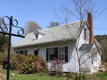 727 Brattleboro Rd, Bernardston, Massachusetts, 4 Bedrooms Bedrooms, 10 Rooms Rooms,2 BathroomsBathrooms,Residential,For Sale,Brattleboro Rd,73495180 727 Brattleboro Rd, Bernardston, Massachusetts, 4 Bedrooms Bedrooms, 10 Rooms Rooms,2 BathroomsBathrooms,Residential,For Sale,Brattleboro Rd,73495180