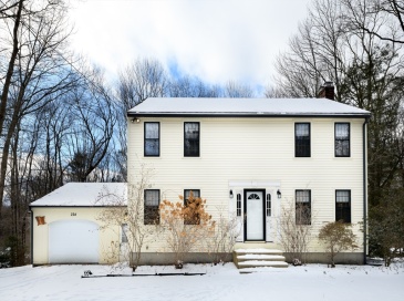 224 Podunk Road, Sturbridge, Massachusetts, 3 Bedrooms Bedrooms, 9 Rooms Rooms,1.5 BathroomsBathrooms,Residential,For Sale,Podunk Road,73466440
