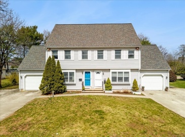 131 West St, Mansfield, Massachusetts, 3 Bedrooms Bedrooms, 6 Rooms Rooms,2.5 BathroomsBathrooms,Residential,For Sale,West St,73496906