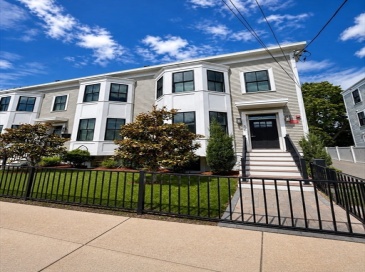 50 Waverly, Boston, Massachusetts, 3 Bedrooms Bedrooms, 5 Rooms Rooms,2.5 BathroomsBathrooms,Residential Lease,For Rent,Waverly,73515705 50 Waverly, Boston, Massachusetts, 3 Bedrooms Bedrooms, 5 Rooms Rooms,2.5 BathroomsBathrooms,Residential Lease,For Rent,Waverly,73515705