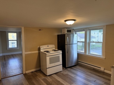 31 Prospect St., Webster, Massachusetts, 2 Bedrooms Bedrooms, 4 Rooms Rooms,1 BathroomBathrooms,Residential Lease,For Rent,Prospect St.,73531604 31 Prospect St., Webster, Massachusetts, 2 Bedrooms Bedrooms, 4 Rooms Rooms,1 BathroomBathrooms,Residential Lease,For Rent,Prospect St.,73531604