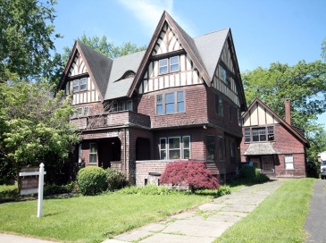 50 Bellevue Ave, Springfield, Massachusetts, 5 Bedrooms Bedrooms, 10 Rooms Rooms,2.5 BathroomsBathrooms,Residential,For Sale,Bellevue Ave,73531608