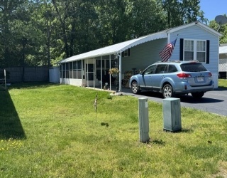 556 Central Street, Leominster, Massachusetts, 2 Bedrooms Bedrooms, 6 Rooms Rooms,2 BathroomsBathrooms,Residential,For Sale,Central Street,73528495