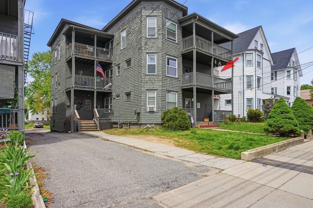 420 Rathbun, Woonsocket, Rhode Island, 1 Bedroom Bedrooms, 3 Rooms Rooms,1 BathroomBathrooms,Residential,For Sale,Rathbun,73531618