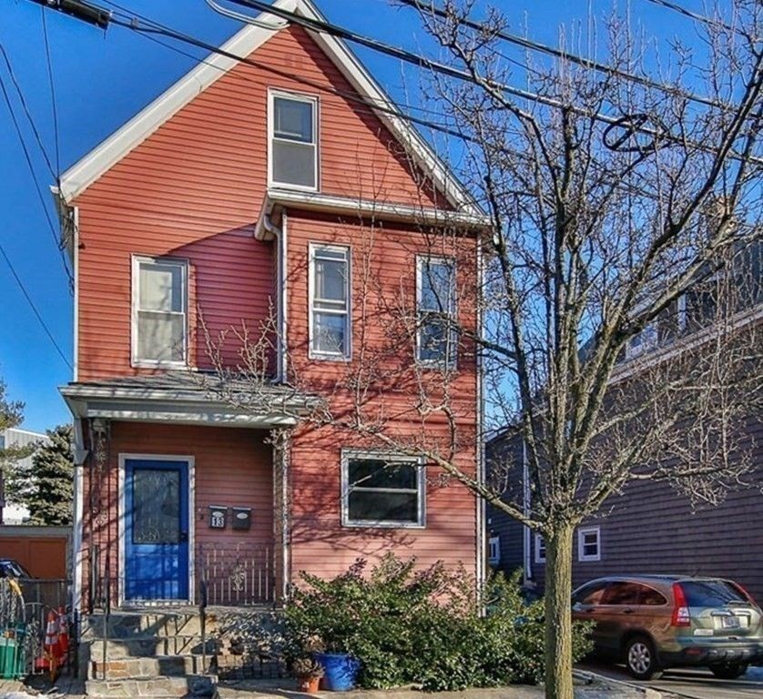 13 Knowlton St, Somerville, Massachusetts, 5 Bedrooms Bedrooms, 13 Rooms Rooms,2 BathroomsBathrooms,Residential Income,For Sale,Knowlton St,73531647