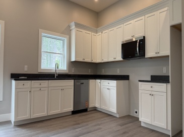 251 Sladen Street, Dracut, Massachusetts, 2 Bedrooms Bedrooms, 4 Rooms Rooms,1 BathroomBathrooms,Residential Lease,For Rent,Sladen Street,73531661 251 Sladen Street, Dracut, Massachusetts, 2 Bedrooms Bedrooms, 4 Rooms Rooms,1 BathroomBathrooms,Residential Lease,For Rent,Sladen Street,73531661