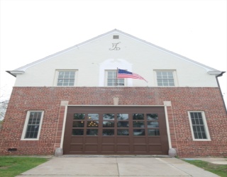 1043 Sumner Ave, Springfield, Massachusetts, 1 Bedroom Bedrooms, 4 Rooms Rooms,2 BathroomsBathrooms,Residential Income,For Sale,Sumner Ave,73531660