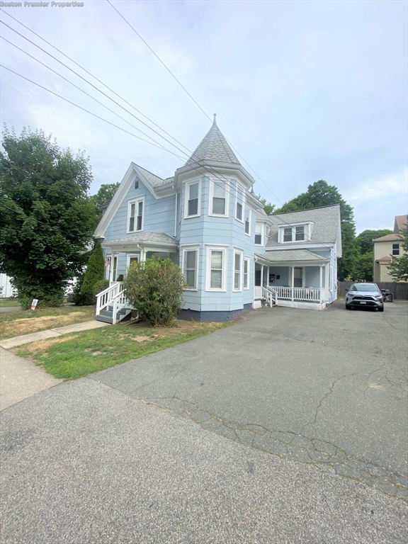 51 Reed, Rockland, Massachusetts, 1 Bedroom Bedrooms, 2 Rooms Rooms,1 BathroomBathrooms,Residential Lease,For Rent,Reed,73531665