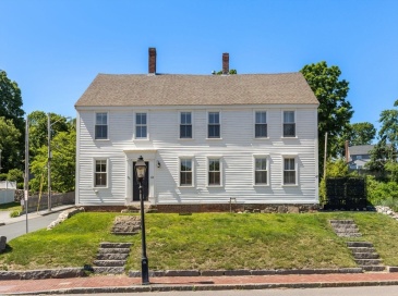 67-71 North St, Hingham, Massachusetts, 6 Bedrooms Bedrooms, 18 Rooms Rooms,4.5 BathroomsBathrooms,Residential Income,For Sale,North St,73531692