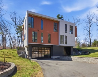 20 Dogwood Ln, North Reading, Massachusetts, 3 Bedrooms Bedrooms, 8 Rooms Rooms,3 BathroomsBathrooms,Residential,For Sale,Dogwood Ln,73531564
