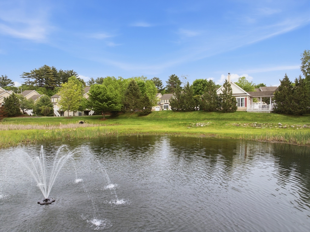 36 Pondside Dr, Bolton, Massachusetts, 2 Bedrooms Bedrooms, 6 Rooms Rooms,2.5 BathroomsBathrooms,Residential,For Sale,Pondside Dr,73531700