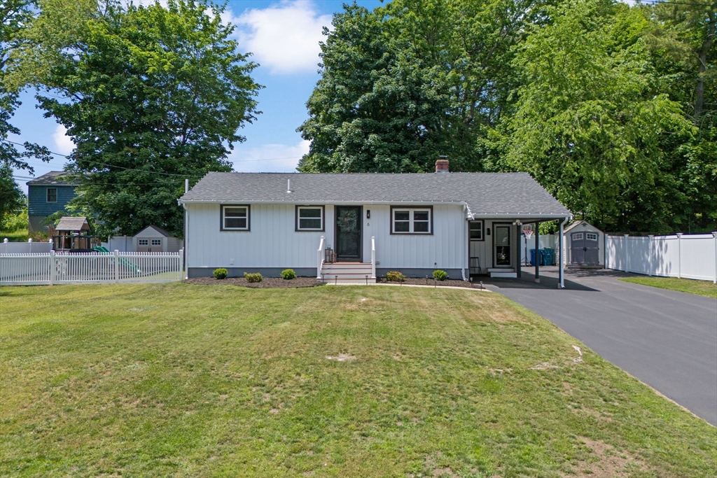 6 Oakland Ave, Tewksbury, Massachusetts, 3 Bedrooms Bedrooms, 8 Rooms Rooms,1 BathroomBathrooms,Residential,For Sale,Oakland Ave,73531726