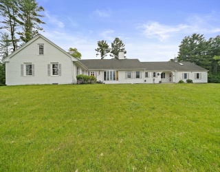 8 Conway Lane, Foxboro, Massachusetts, 5 Bedrooms Bedrooms, 16 Rooms Rooms,4 BathroomsBathrooms,Residential,For Sale,Conway Lane,73515627