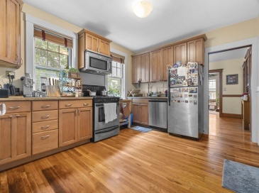 70 Dudley Street, Cambridge, Massachusetts, 2 Bedrooms Bedrooms, 5 Rooms Rooms,1 BathroomBathrooms,Residential Lease,For Rent,Dudley Street,73531752