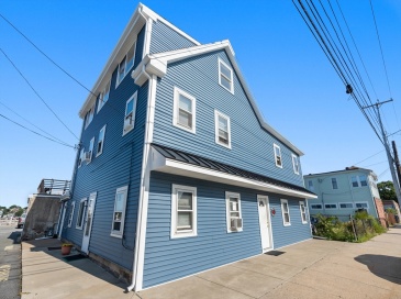 585 Shirley St, Winthrop, Massachusetts, 3 Bedrooms Bedrooms, 5 Rooms Rooms,2 BathroomsBathrooms,Residential Lease,For Rent,Shirley St,73531771