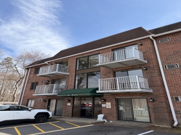 1186 Worcester Rd, Framingham, Massachusetts, 1 Bedroom Bedrooms, 2 Rooms Rooms,1 BathroomBathrooms,Residential,For Sale,Worcester Rd,73531783 1186 Worcester Rd, Framingham, Massachusetts, 1 Bedroom Bedrooms, 2 Rooms Rooms,1 BathroomBathrooms,Residential,For Sale,Worcester Rd,73531783