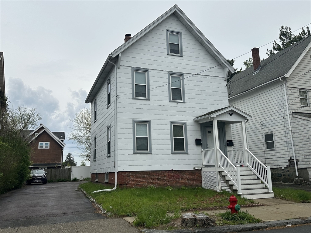 194 Adams Street, Malden, Massachusetts, 2 Bedrooms Bedrooms, 5 Rooms Rooms,1.5 BathroomsBathrooms,Residential Lease,For Rent,Adams Street,73515872